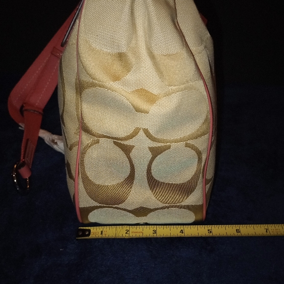 NWT COACH Signature  Hobo - Light Khaki/Coral - Picture 13 of 15